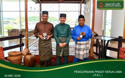 Pengurniaan Pingat Kerja Lama ( P.K.L )